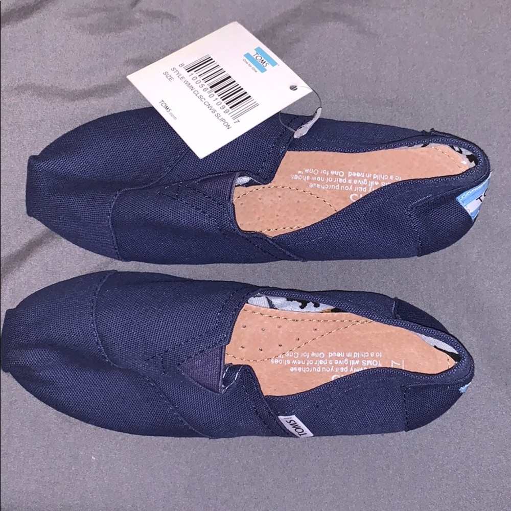 Toms